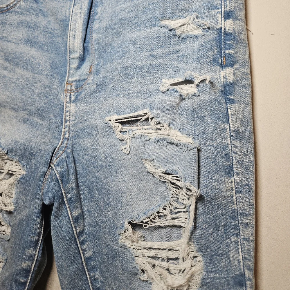 American Eagle Outfitters Super Hi Rise Jegging destroyed next level strecth 12S - Picture 4 of 16